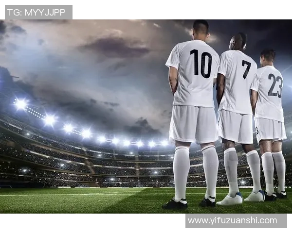 亨利的足球传奇之路：从天才少年到世界巨星的辉煌历程